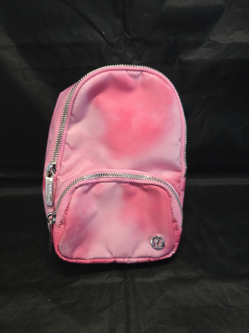 New Lululemon Everywhere Sling Bag Small 2L Colour Smoothie Print Strawberry